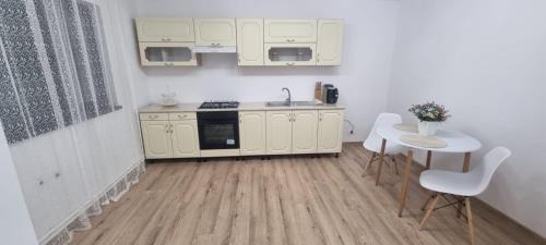 Simnicu de Sus House | Casa CDC