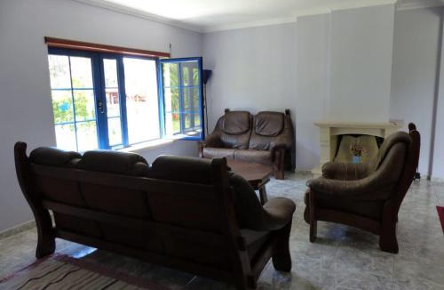 Paco Apartment | Casa Cecilia Seaside Serenity and Coastal Charm