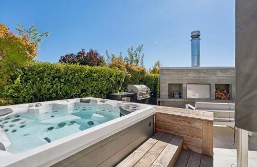 Wanaka House | Casa Central - Wanaka Holiday Home