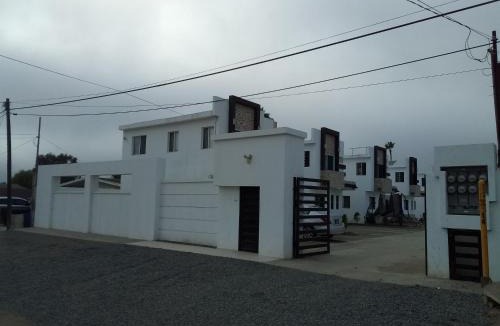 Ensenada House | Casa cerca de Estero Beach