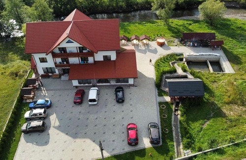 Fundu Moldovei House | Casa Cheile Braniștei
