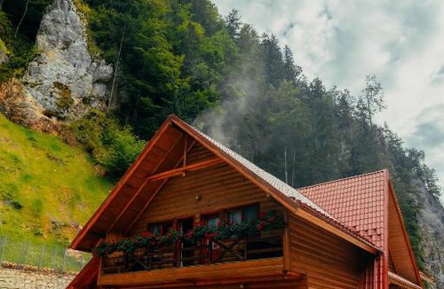 Dambovicioara Cabin | Casa Cheile Dâmbovicioarei - Cabana 2