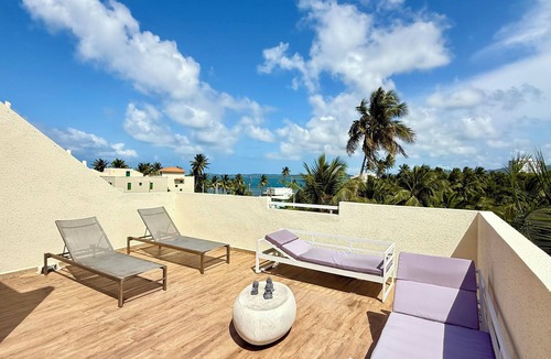 Solimar Apartment | Casa Cielo Azul-Beachfront, private rooftop; 3 bedroom, 2 bath Luquillo Escape