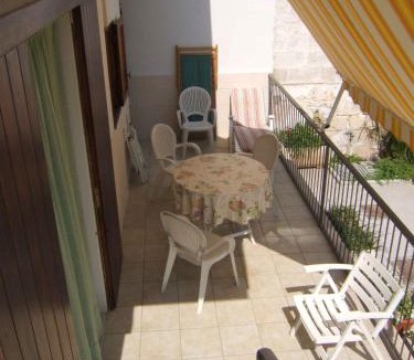 Casalabate House | Casa Claude