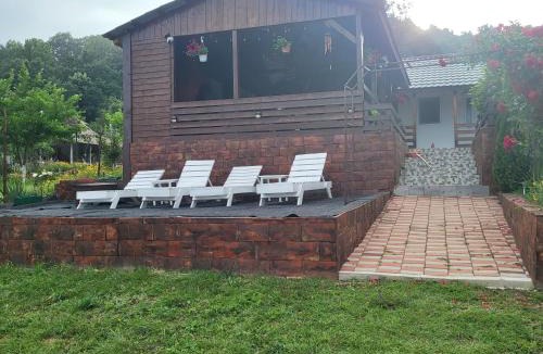 Eselnita House | Casa Claudiu