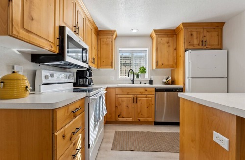 Logan House | Casa Cliffside Zone 2: Animal Friendly, Spacious Escape w/Private Yard