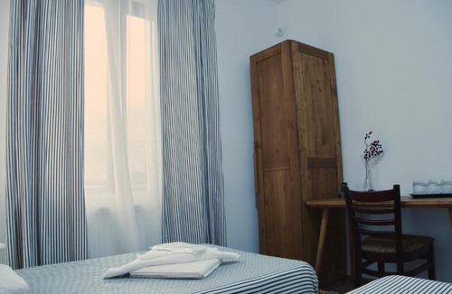Urlati Hotel | Casa Colinelor