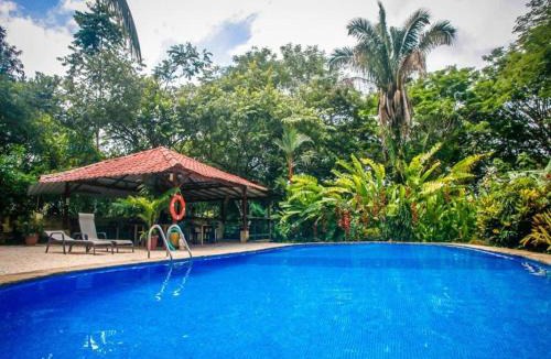 Montezuma House | Casa Colores