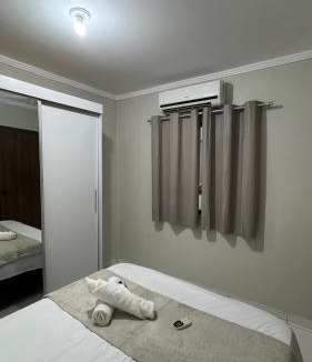 Juazeiro House | Casa com 2 Quartos Climatizados e Garagem
