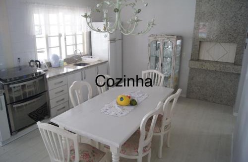 Ponta do Papagaio House | Casa com 4 quartos à 200 m da praia c/churrasqueira