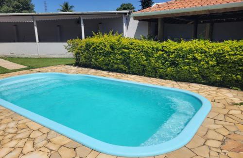 Guaratingueta House | Casa com ampla área de lazer há 10 minutos do Santuário de Aparecida