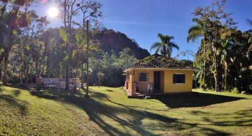 Apiai House | Casa com Deck e Lareira a 13km do Petar