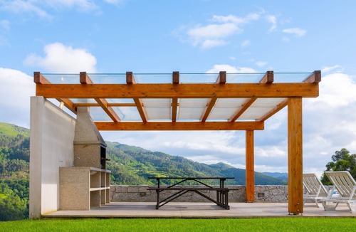 Bouro Cottage | Casa com Piscina e Jacuzzi Privado - Gerês
