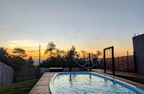 Cotia House | Casa com piscina, aconchegante, aceita pet
