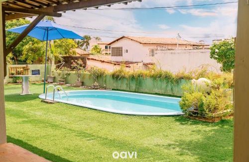 Cotovelo House | Casa com Piscina e Churrasqueira Cotovelo by Qavi