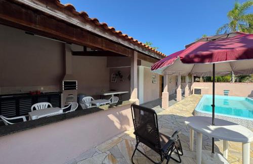 Sao Lourenco House | Casa com Piscina e Churrasqueira Até 14 hóspedes Bertioga