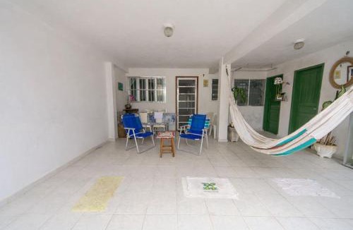 Itanhaem House | Casa com Piscina e Churrasqueira no Savoy