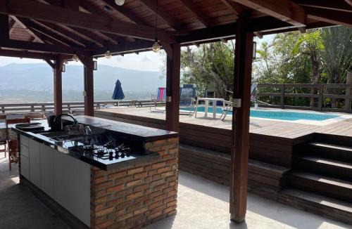 Garopaba House | Casa com piscina e incrível vista para lagoa
