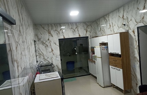 Balneario Mogiano House | Casa com Piscina Próxima da Praia