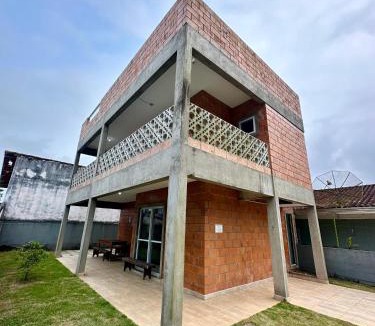 Guarau House | Casa com Vista do Mar e Montanha