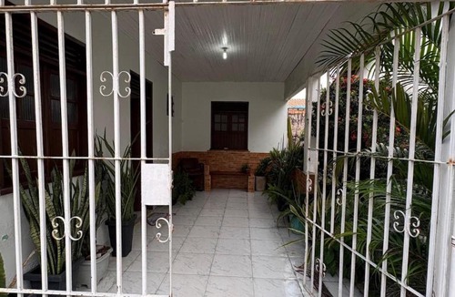 Soure House | Casa Completa no Centro de Soure com Wi fi e Garagem