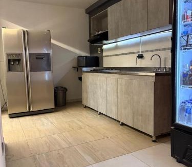 El Poblado Villa | casa con jacuzzi cerca al parque del poblado