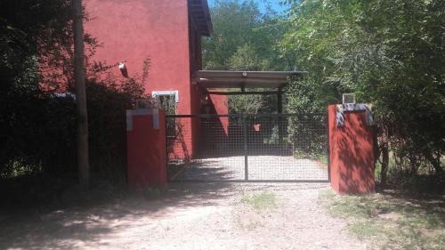 Valle de Anisacate House | Casa con piscina privada en las sierras de Córdoba