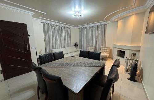 Nova Russia House | Casa Confortável e Climatizada, Perfeita para Todas as Estações