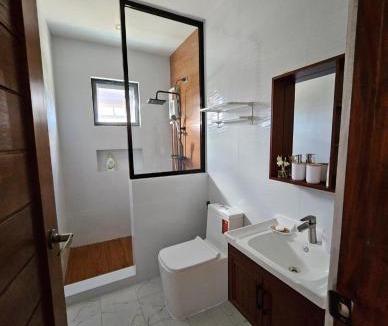 Amadeo Apartment | CASA CORAZON Spacious 4BR House Near Tagaytay for Wedding Prep Family Gatherings Reunions and Celebrations Pet Friendly and PWD Accessible