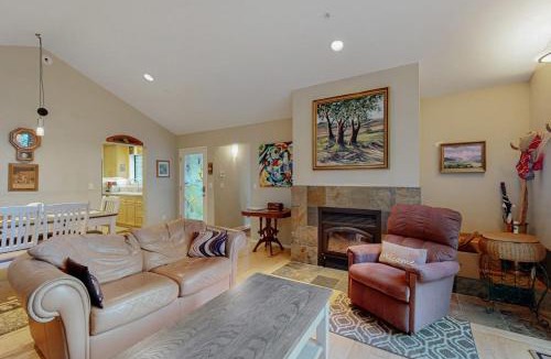 Freestone House | Casa Crotti