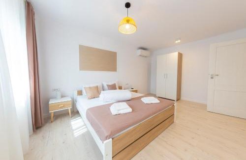 Alba Iulia Hotel | Casa cu Nuc