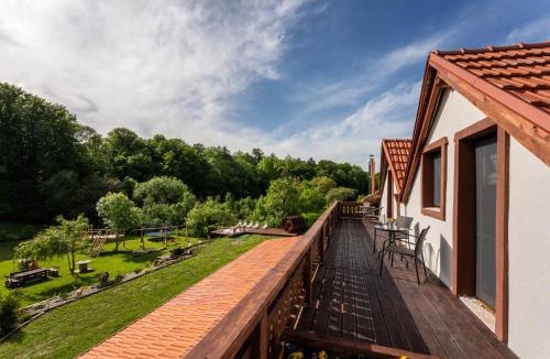 Sighisoara Bed & Breakfast | Casa cu Prispa
