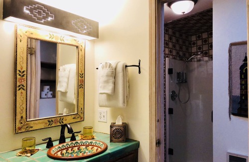 Northeast Santa Fe Bed & Breakfast | Casa Cuma Bed & Breakfast