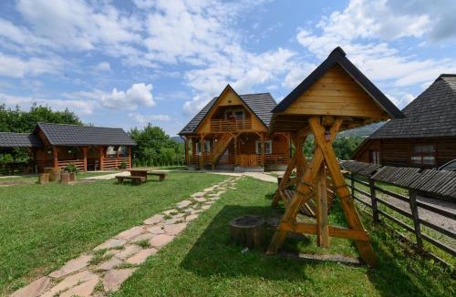 Budesti House | Casa Cupcea