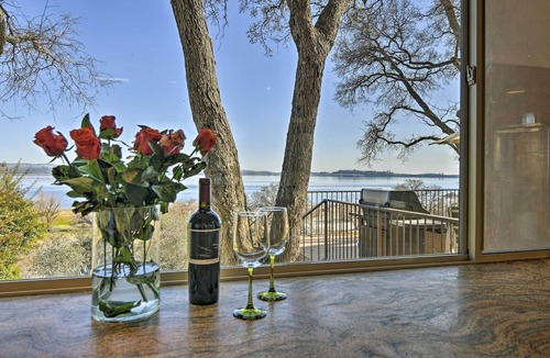 Granite Bay House | 'Casa d'Amore': Extravagant Lakefront Villa!