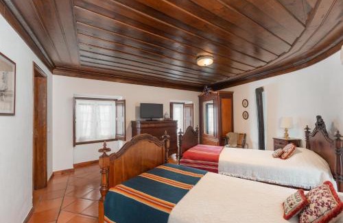 Curvaceiras Grandes House | Casa Da Avo Genoveva