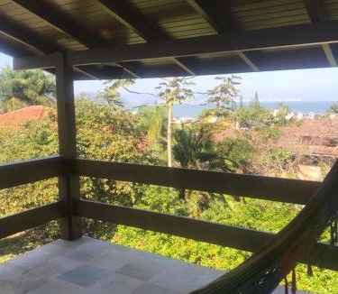 Sambaqui House | Casa da Bisa minimo 2 diarias