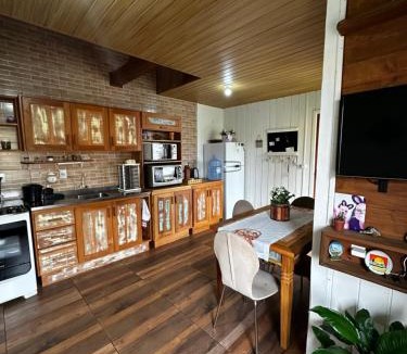 Pinheira House | Casa da Cléia