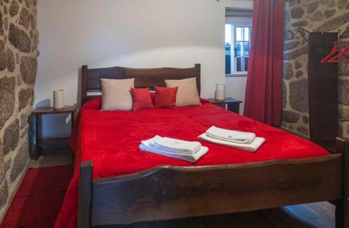 Campo de Gerez House | Casa da Cuca