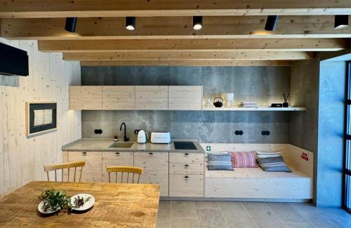 Juncal Villa | Casa da Eira, Casaspensadas