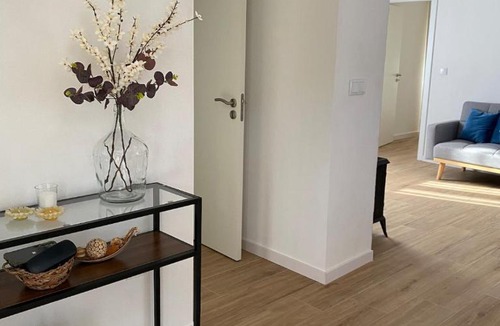Serta House | Casa da Ribeirinha