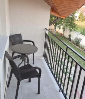 Tasnad House | Casa Dana