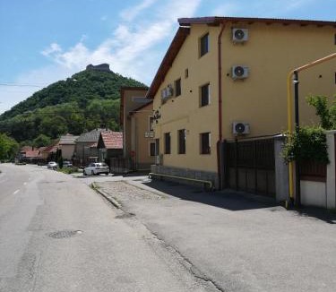 Deva House | Casa Daomi