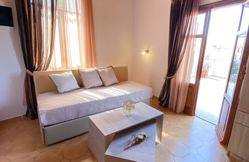 Old Town House | Casa Dasyra
