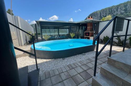 Dubova House | CASA DAVID