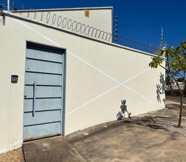 Plano Diretor Sul House | Casa Davisis 2 - Parada Jalapão, Prox Rodoviária, Aeroporto e Faculdades