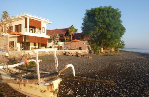 Purwakerti Hotel | Casa De Amed