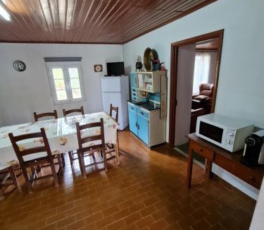 Salsas House | Casa de Cabecinho- Albufeira do Azibo