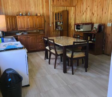 Montenegro House | Casa de campo da Prof Fabi