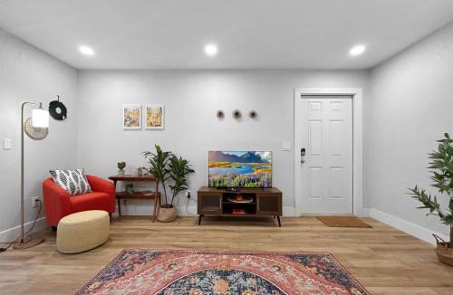 Port Tampa City House | Casa De Campo Duplex Retreat